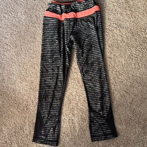 Women's Black and Pink Patterned Leggings